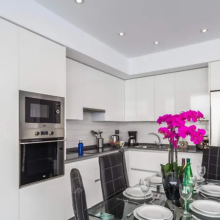 Suenos By فيلة كوراليهو