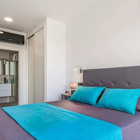 فيلة Suenos By *