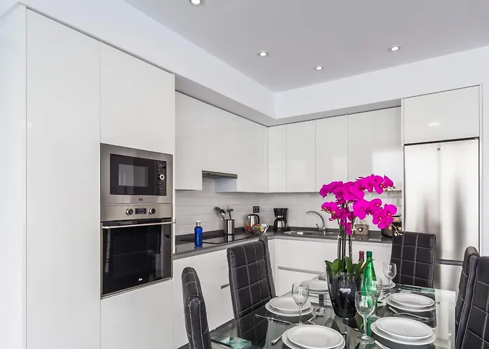 Suenos By فيلة كوراليهو